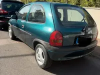 Gebraucht Opel Corsa 55 PS (40 kW) 1997 Grün Kleinwagen