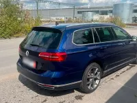 Gebraucht VW Passat R-line 190 PS (139 kW) 2018 Blau Kombi