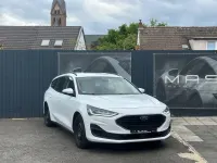 Gebraucht Ford Focus Cool & Connect 120 PS (88 kW) 2022 Weiß Limousine