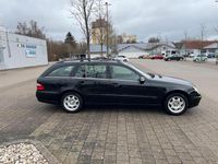 Second-hand Mercedes E200 163 CP (119 kW) 2003 Negru Break