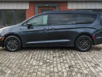 Gebraucht Chrysler Pacifica 298 PS (219 kW) 2021 Grau Van / Kleinbus