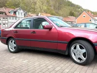 Gebraucht Mercedes C180 122 PS (89 kW) 1994 Rot Limousine