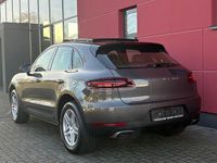 Usado Porsche Macan 252 HP (185 kW) 2018 Cinzento SUV