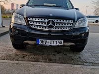 Gebraucht Mercedes ML320 224 PS (164 kW) 2008 Schwarz SUV