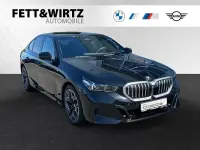 Gebraucht BMW 520 M Sport 197 PS (144 kW) 2025 Saphirschwarz metallic Limousine