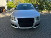 Gebraucht Audi A3 Attraction 125 PS (91 kW) 2010 Eissilber metallic Kleinwagen