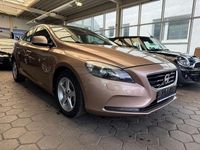 Gebraucht Volvo V40 Momentum 114 PS (83 kW) 2012 Kleinwagen