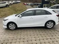 Gebraucht Kia Ceed Edition 7 120 PS (88 kW) 2023 Weiß Kleinwagen