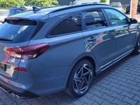 Neu Hyundai i30 N Line 140 PS (102 kW) 2025 Grau Kombi