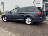 Gebraucht VW Passat 122 PS (89 kW) 2021 Grau Kombi