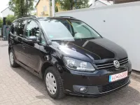 Gebraucht VW Touran Comfortline 105 PS (77 kW) 2011 Schwarz Van / Kleinbus