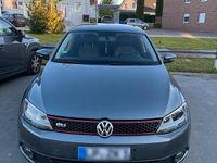 Używany VW Jetta 140 KM (102 kW) 2011 Szary Sedan/Limuzyna