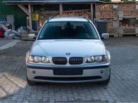 Gebraucht BMW 318 143 PS (105 kW) 2004 Silber Kombi