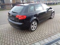 Gebraucht Audi A3 Ambiente 140 PS (102 kW) 2011 Schwarz Kleinwagen