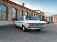 gebraucht Mercedes 230 (W123) Aus 2.Hand!! Orig. 87.0000 KM !!