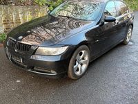 Gebraucht BMW 318 129 PS (94 kW) 2005 Schwarz Kleinwagen