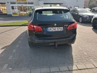 Gebraucht BMW 218 Active Tourer 136 PS (100 kW) 2015 Schwarz Van / Kleinbus