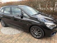Gebraucht BMW 218 Active Tourer Sport Line 150 PS (110 kW) 2015 Schwarz Van / Kleinbus