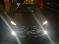 Second-hand Mercedes C200 136 CP (100 kW) 2010 Argintiu Berlinǎ