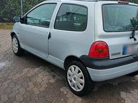 Second-hand Renault Twingo 58 CP (42 kW) 2004 Argintiu Hatchback