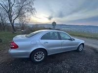 Gebraucht Mercedes E220 Elegance 150 PS (110 kW) 2003 Silber Limousine