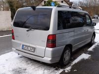 Gebraucht Mercedes V220 122 PS (89 kW) 2000 Silber Van / Kleinbus