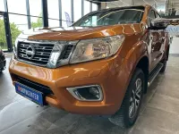 Gebraucht Nissan Navara 190 PS (139 kW) 2016 Orange Pickup