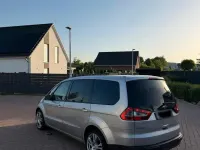 Gebraucht Ford Galaxy 140 PS (102 kW) 2007 Silber Van / Kleinbus