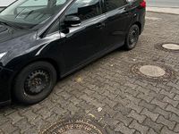 Gebraucht Ford Focus 101 PS (74 kW) 2017 Schwarz Kombi