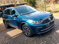 Gebraucht VW Tiguan Active 245 PS (180 kW) 2022 Blau SUV