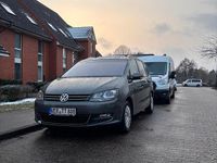 Gebraucht VW Sharan 140 PS (102 kW) 2012 Grau Van / Kleinbus