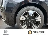 Gebraucht VW Multivan Style 150 PS (110 kW) 2025 Schwarz Van / Kleinbus