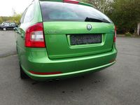 Usado Skoda Octavia RS 170 HP (125 kW) 2012 Verde Carrinha