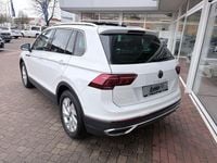 Gebraucht VW Tiguan Elegance 150 PS (110 kW) 2022 Weiß SUV