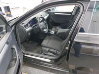 Używany Skoda Superb 218 KM (160 kW) 2023 Czarny Kombi