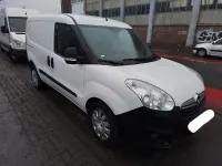 Używany Opel Combo 90 KM (66 kW) 2016 Biały Minivan