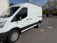 Gebraucht Ford Transit 131 PS (96 kW) 2018 Weiß Van / Kleinbus