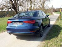 Gebraucht Audi A3 Attraction 110 PS (80 kW) 2016 Blau Limousine