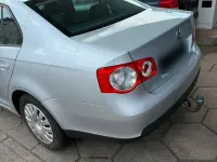 Gebraucht VW Jetta 85 PS (62 kW) 2006 Silber Limousine