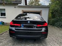 Gebraucht BMW 520 Performance 190 PS (139 kW) 2022 Schwarz Limousine