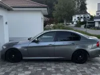 Gebraucht BMW 318 143 PS (105 kW) 2009 Grau Limousine