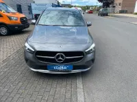 Gebraucht Mercedes B180 116 PS (85 kW) 2025 Grau Kleinwagen