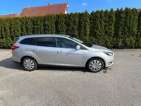 Gebraucht Ford Focus Cool & Connect 125 PS (91 kW) 2018 Silber Limousine