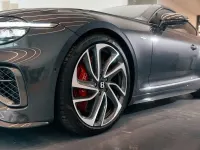 Neu Bentley Continental 782 PS (575 kW) 2026 Grau