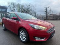 Gebraucht Ford Focus 101 PS (74 kW) 2015 Rot Kombi