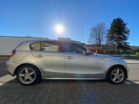 Second-hand BMW 118 143 CP (105 kW) 2006 Argintiu Hatchback