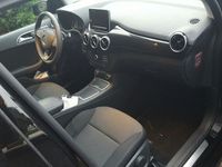 Gebraucht Mercedes B200 177 PS (130 kW) 2015 Schwarz metallic Van / Kleinbus