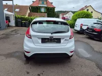 Gebraucht Ford Fiesta 60 PS (44 kW) 2017 Weiß Kleinwagen