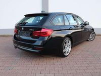 Gebraucht BMW 318 150 PS (110 kW) 2016 Bmwschwarz ii Kombi