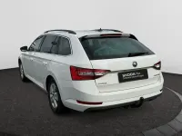 Gebraucht Skoda Superb Ambition 150 PS (110 kW) 2018 Weiß Kombi